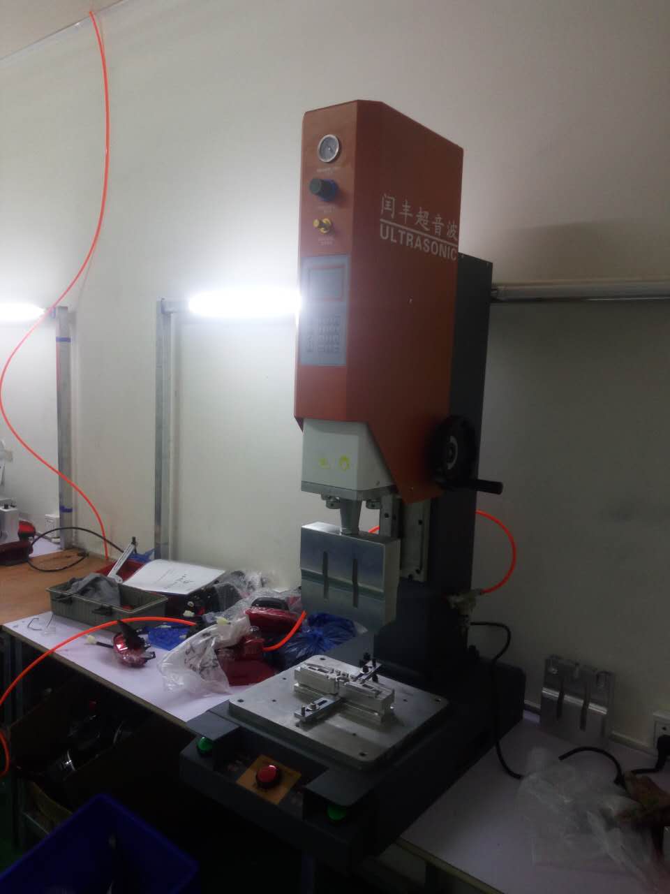 自动追频超声波焊接机，天津自动追频超声波焊接机